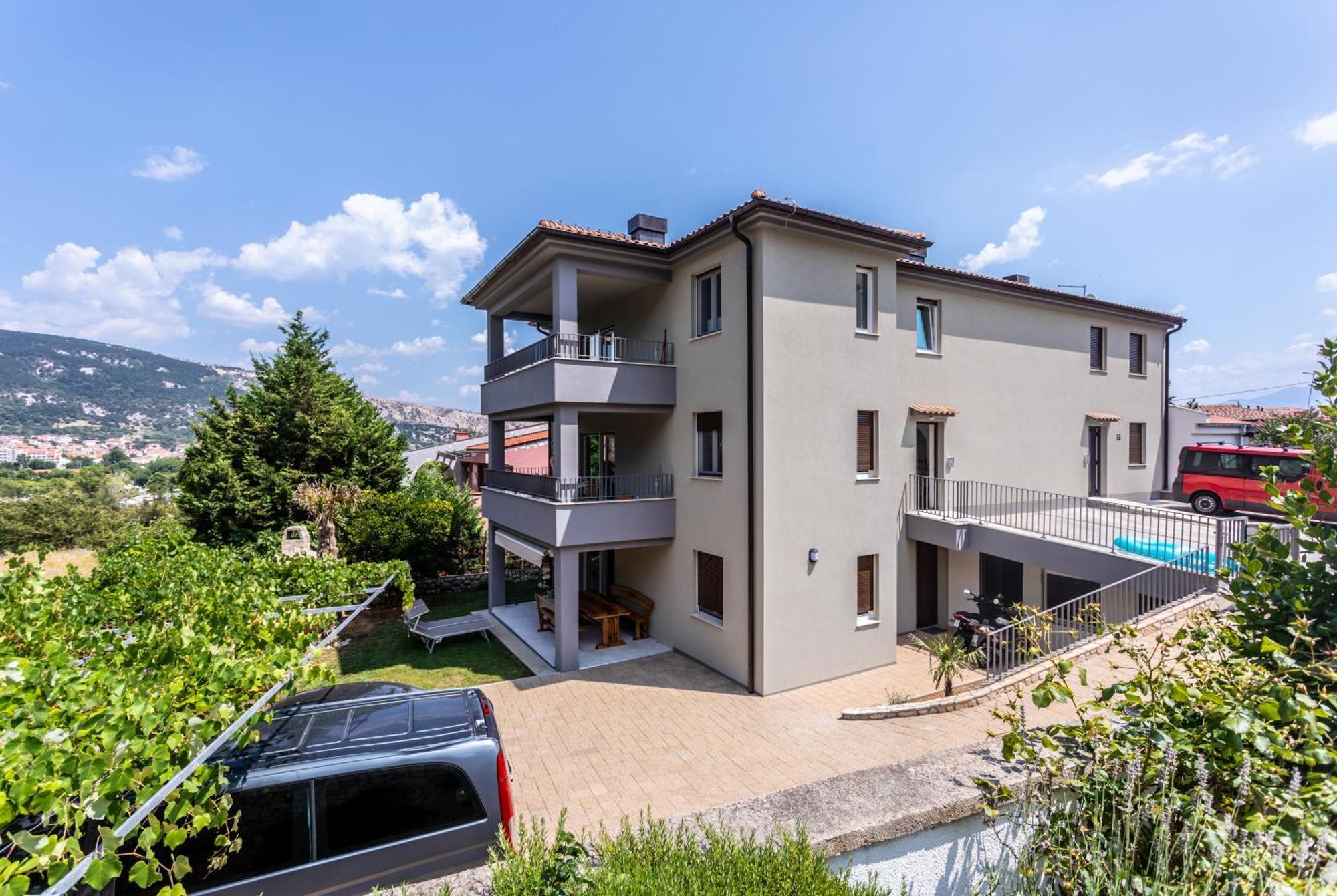 Apartments Vugrinec With Terrace Baška Extérieur photo